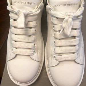 Alexander McQueen men’s oversized sneakers